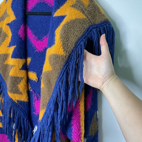 Vintage southwestern wool blend fringe cardigan - Picture 7 of 10